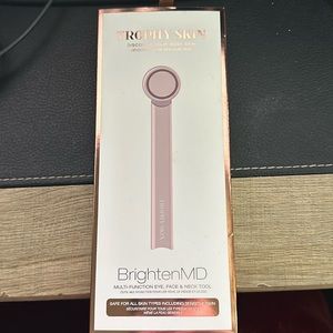 BrightenMD — 4-In-1 Portable Microcurrent Facial Device with Red Light Therapy